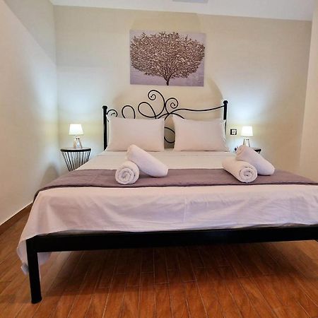 Pg Luxury Apartment Kavala Exterior photo