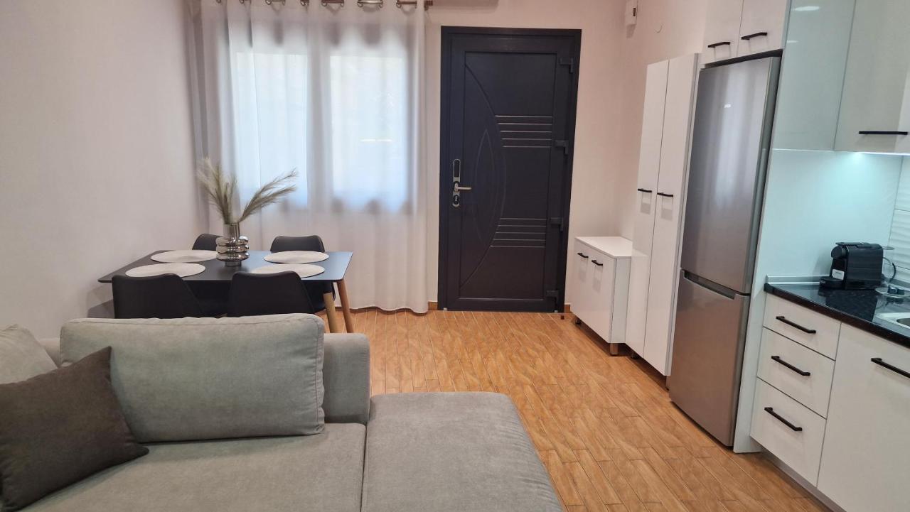 Pg Luxury Apartment Kavala Exterior photo