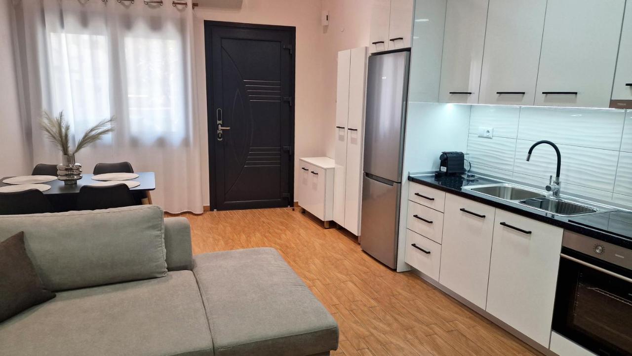 Pg Luxury Apartment Kavala Exterior photo